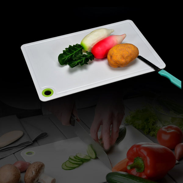 Plastic chopping board for fruits and vegetables